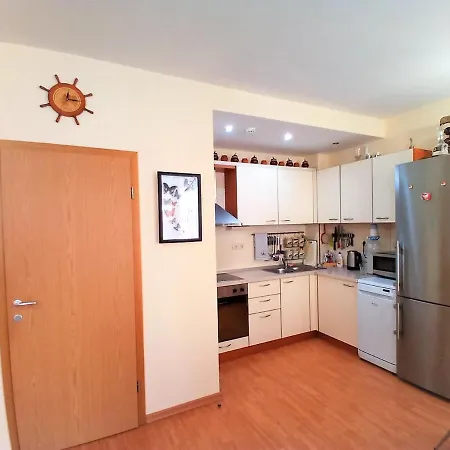 Ivanna Apartments Garden Of Eden 圣弗拉斯